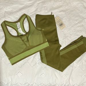 Fabletics set